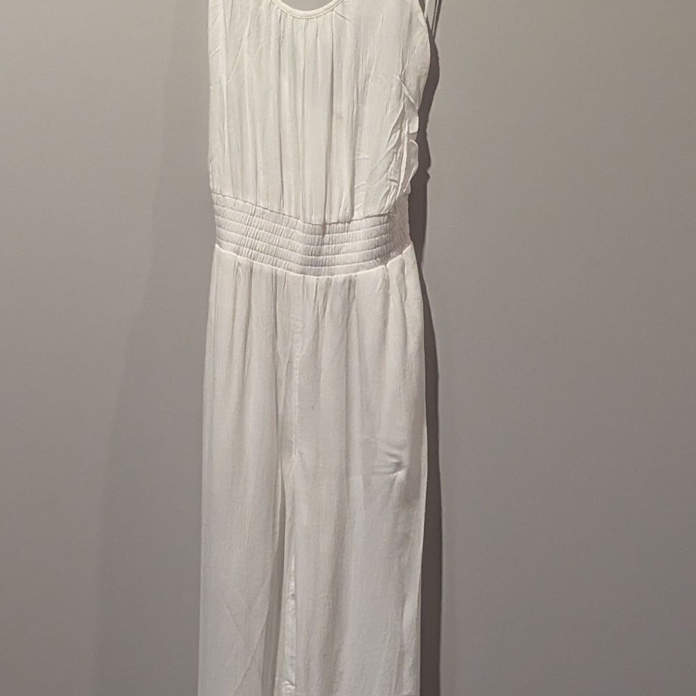 NWT Prana Sophisticated White Jumpsuit with Wide-Leg Silhouette